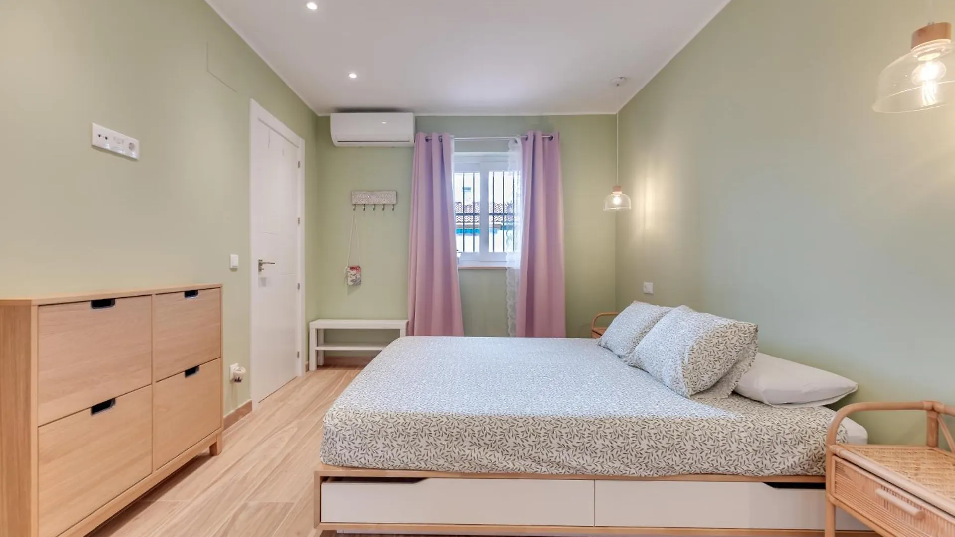 Сasa de vacaciones Casa Silvia - Piscina Y Playa Villa Málaga